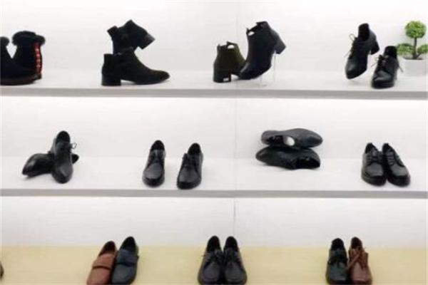 路上鞋業 從腳步到時尚，鞋業的發展與未來展望